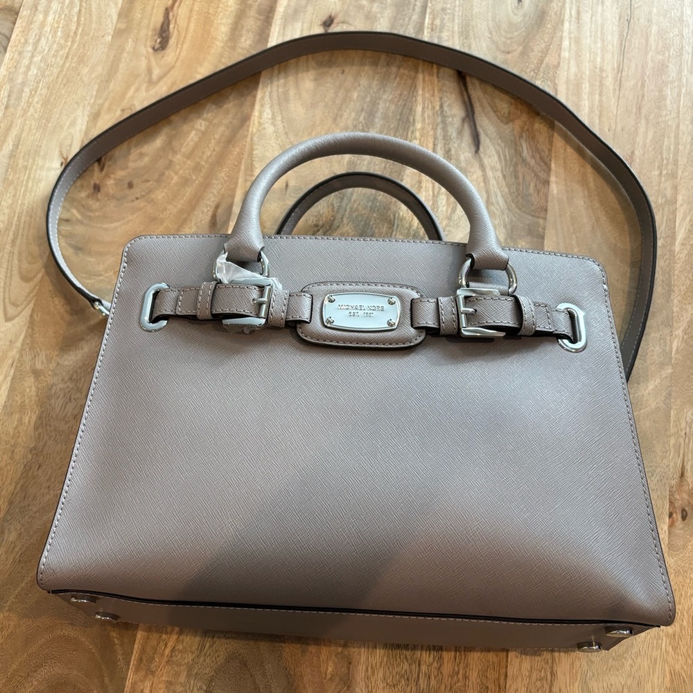 New Michael Kors Crossbody Bag